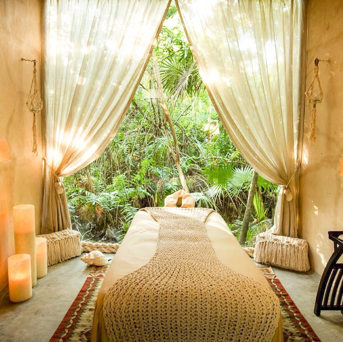⁠Follow me to @thehouseofaia...⁠ Mexico's newest award-winning progressive wellness resort!⁠⁠
⁠⁠
Grounded on ancient routs and sacred rituals, with a focus on forward thinking, this beautiful beach enclave is perfectly situated between the jungle and