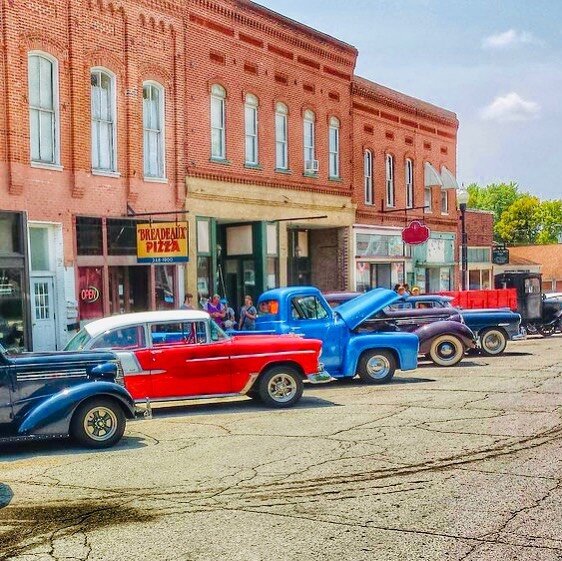 🚨 Project Announcement 🚨 

We are excited to begin work with the City of Fayette, MO on their Downtown Revitalization Plan. Historic Downtowns often serve as the center of small towns, providing community gathering spaces and important economic opp