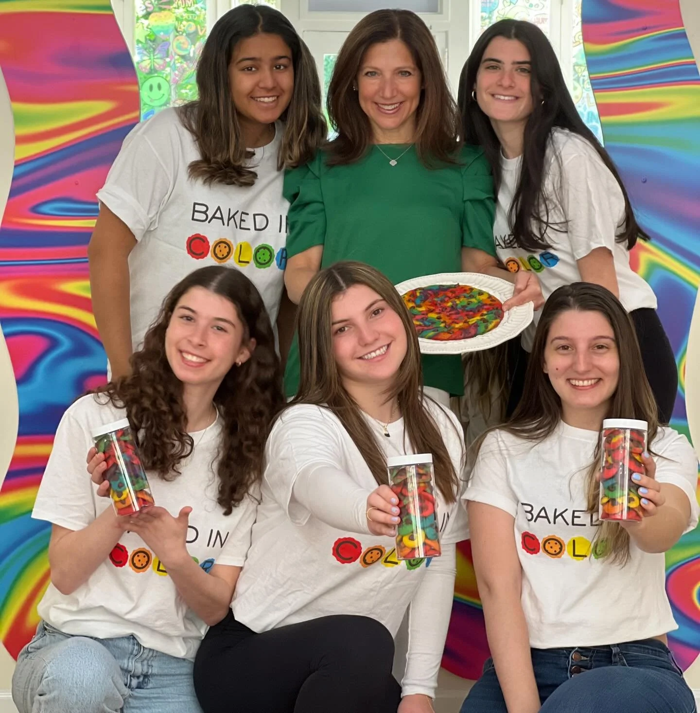 spread some Cookie Love this holiday season! 😊🌈‼️
📧 reach out for the perfect holiday gifts 🎁 
🚀 we ship nationwide