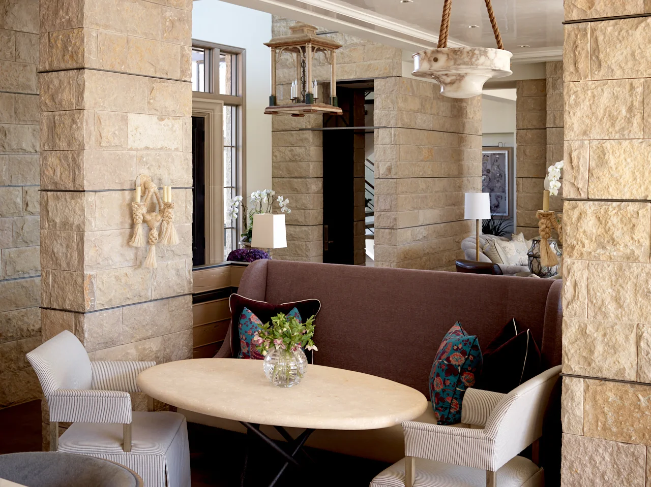 Breakfast_Nook_2.jpg