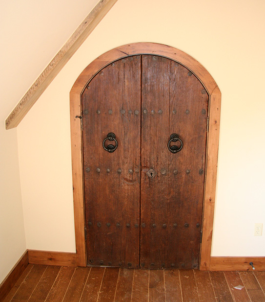 Old World Door - 421