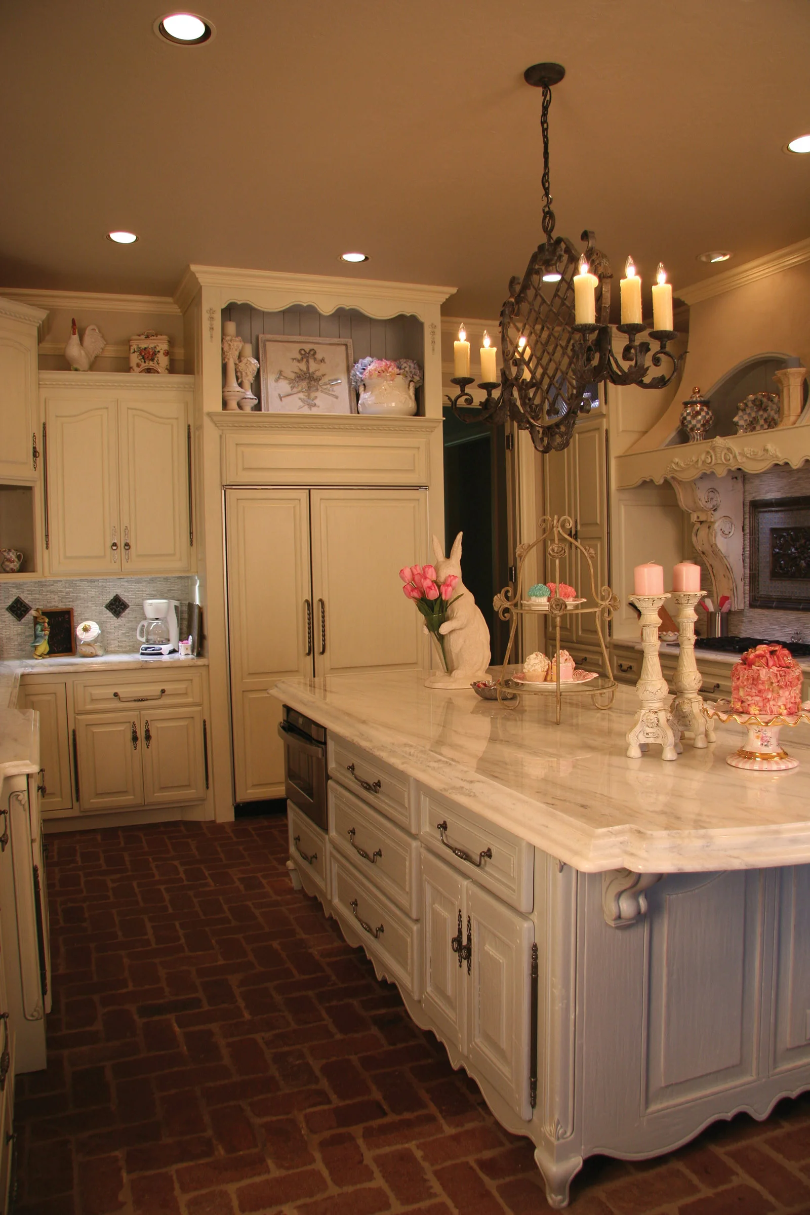 Old World White Kitchen.jpg