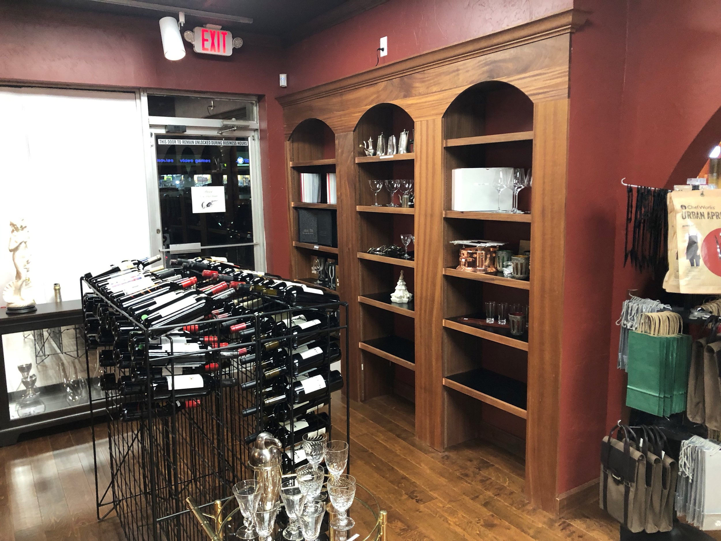 La Baguette: Wine Shop