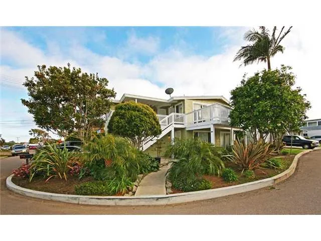 2300 Ocean St Carlsbad.JPG