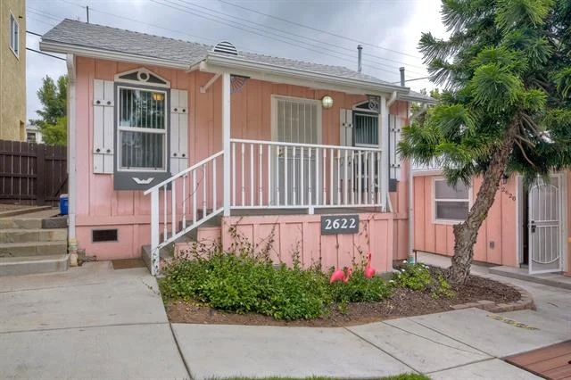 2622 Broadway.JPG