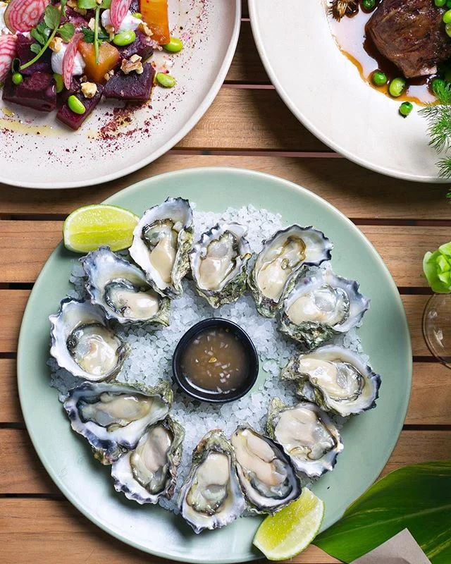 A squeeze of lime on your freshly shucked oysters 🌱
#thefernerymosman #greateatsco