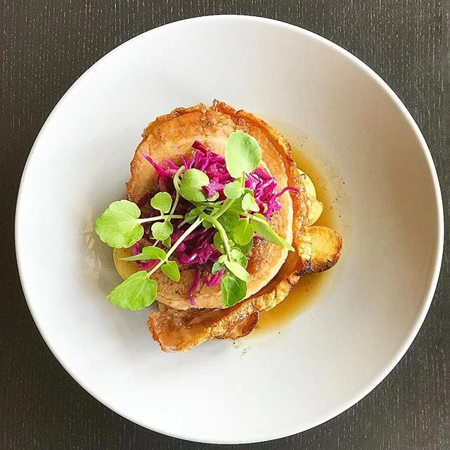 This is just one of our Long Weekend Specials.
Free Range Crackling Porchetta
Josper Roast Vegetables
Apple Relish &
Radish Slaw ❤️🌱