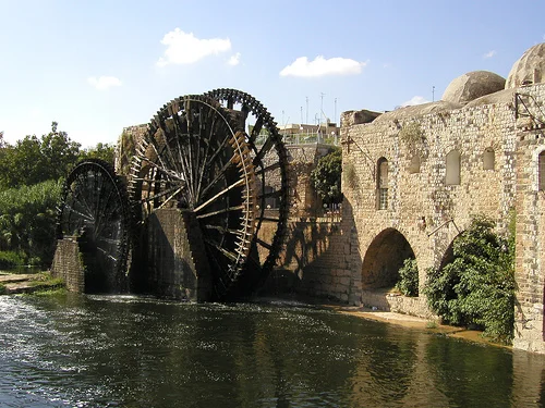 Water-wheels at Hamar. Image courtesy of http://quezi.com/12560
