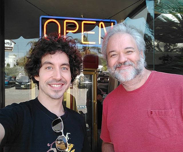 Open hearts and fully tummies! Always a treat to hang with @yestherobwilliams at @houseofpies .
.
.
.
.
.
.
.
.
#actor #actorlofe #film#filmmaking #sharedrooms @guesthousefilms  #gay #instagay #breakfast #not #shirtless #losangeles #hollywood #silver