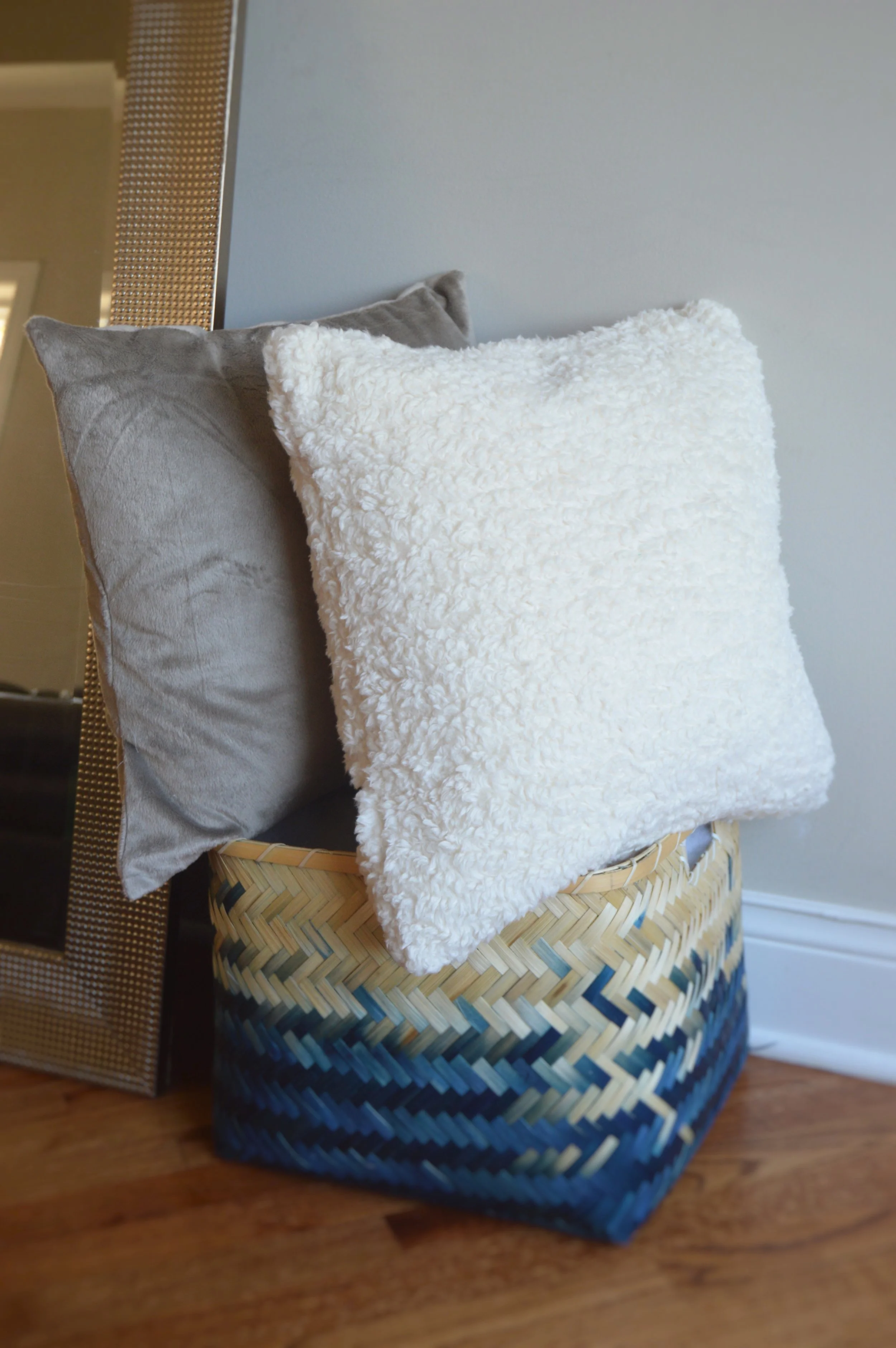 Luxury Ivory Sherpa_Comfy Grey Fleece.jpg