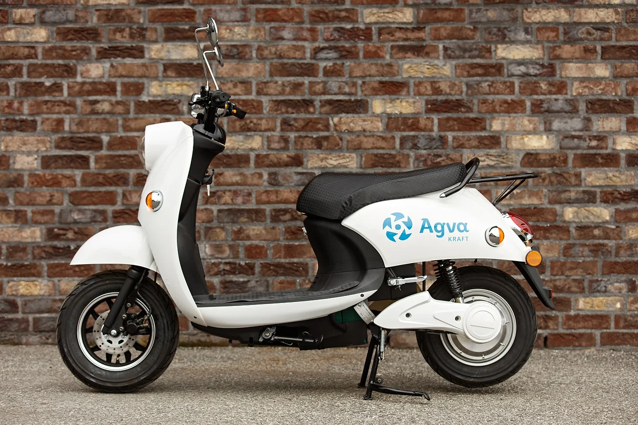 Agva Scooter Left.jpg
