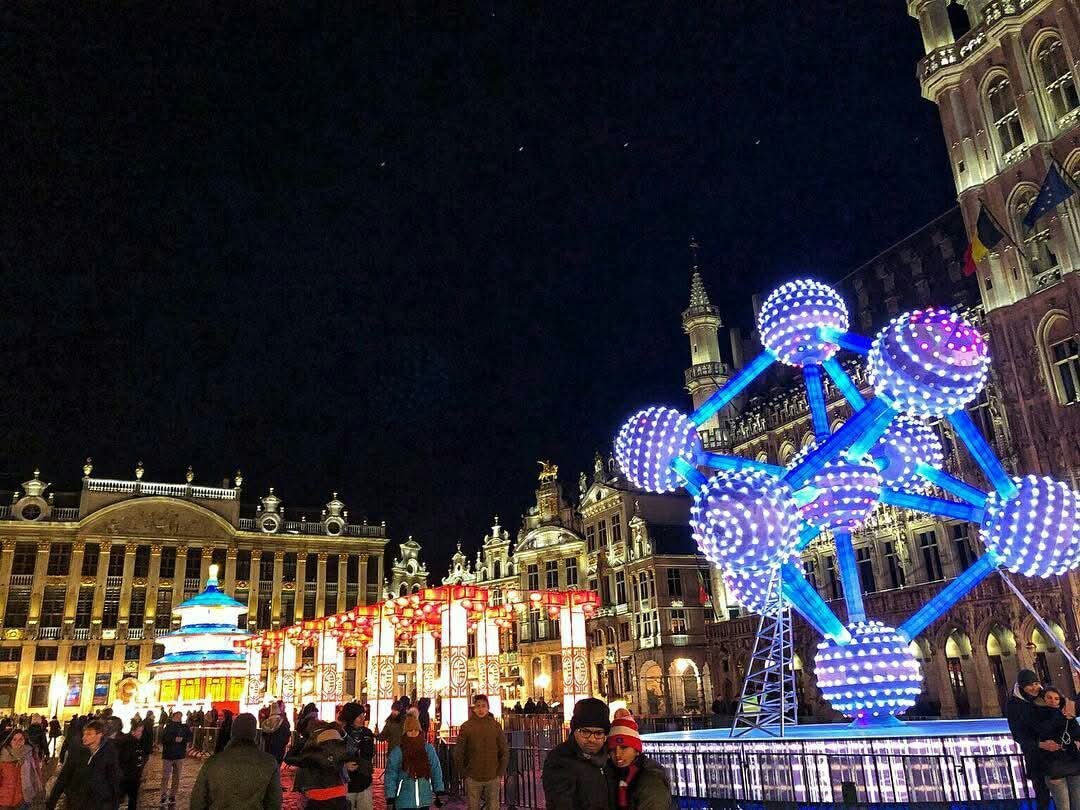 Bright Brussels

- Il festival delle luci a Bruxelles  | A Zonzo Tour