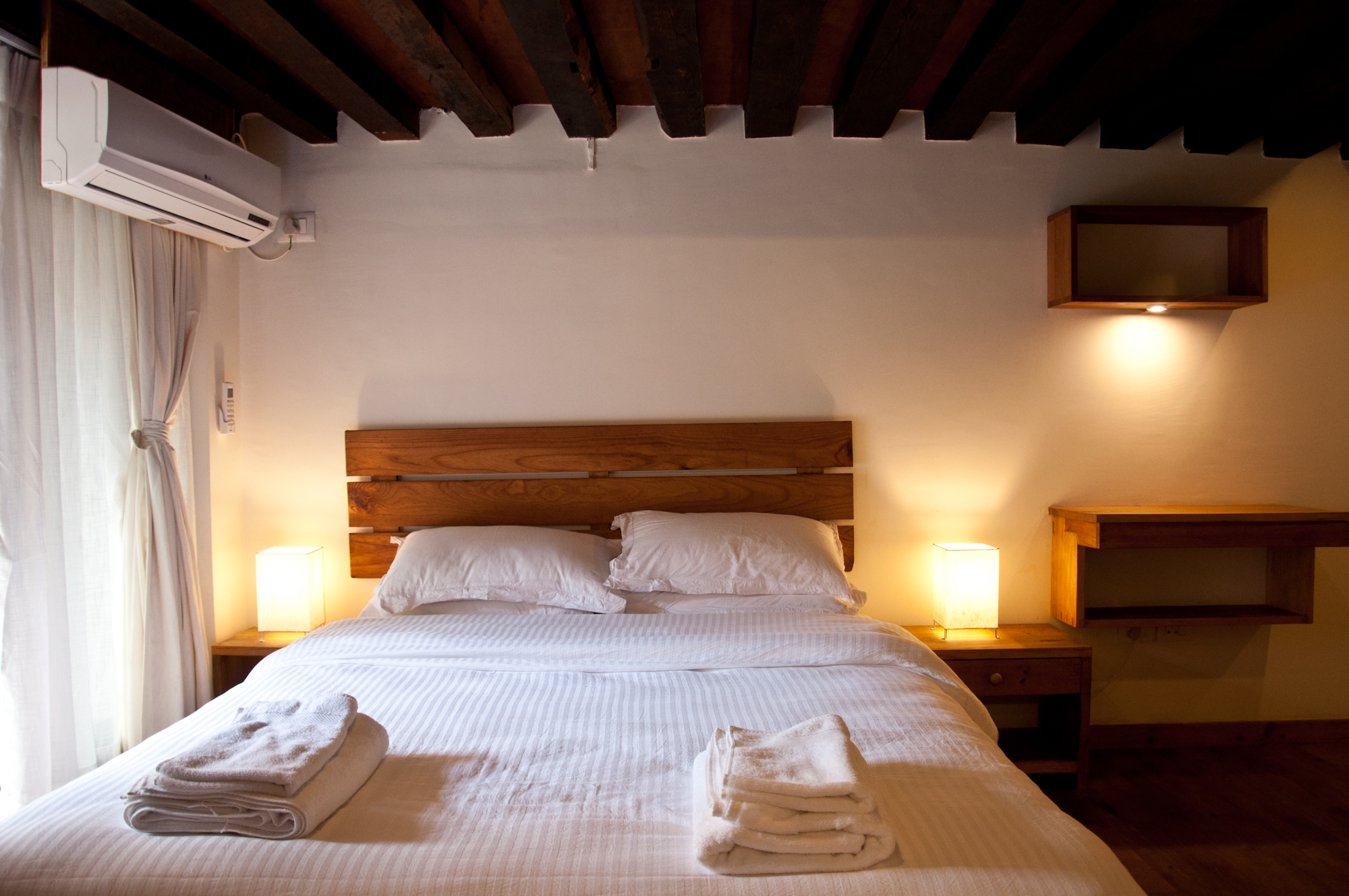Small working space in the bedroom