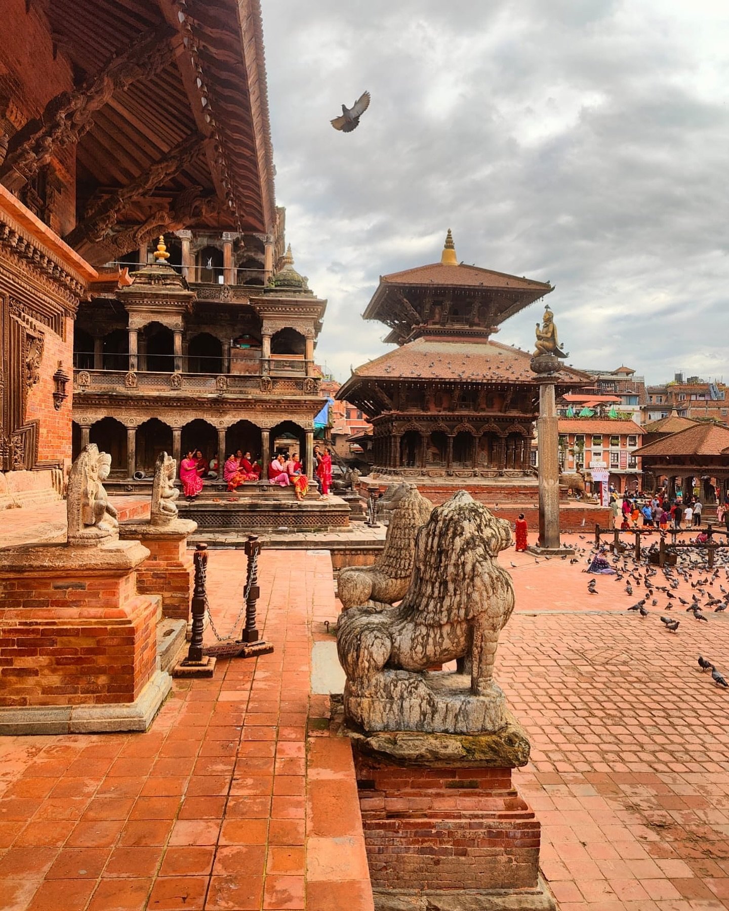 From the enchanting Patan Durbar Square this morning 🥰
&mdash;&mdash;-
#patan #patandurbarsquare #durbarsquare #lalitpur #nepal #visitnepal #travel #travelgram #cosynepal