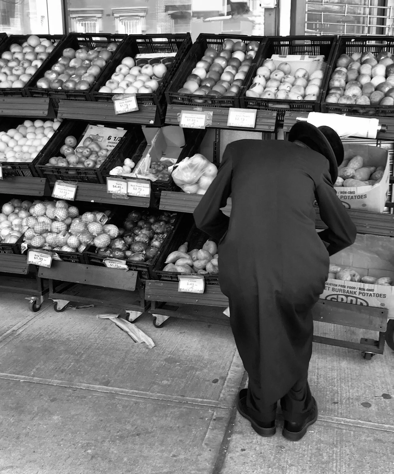 produce sidewalk.jpg