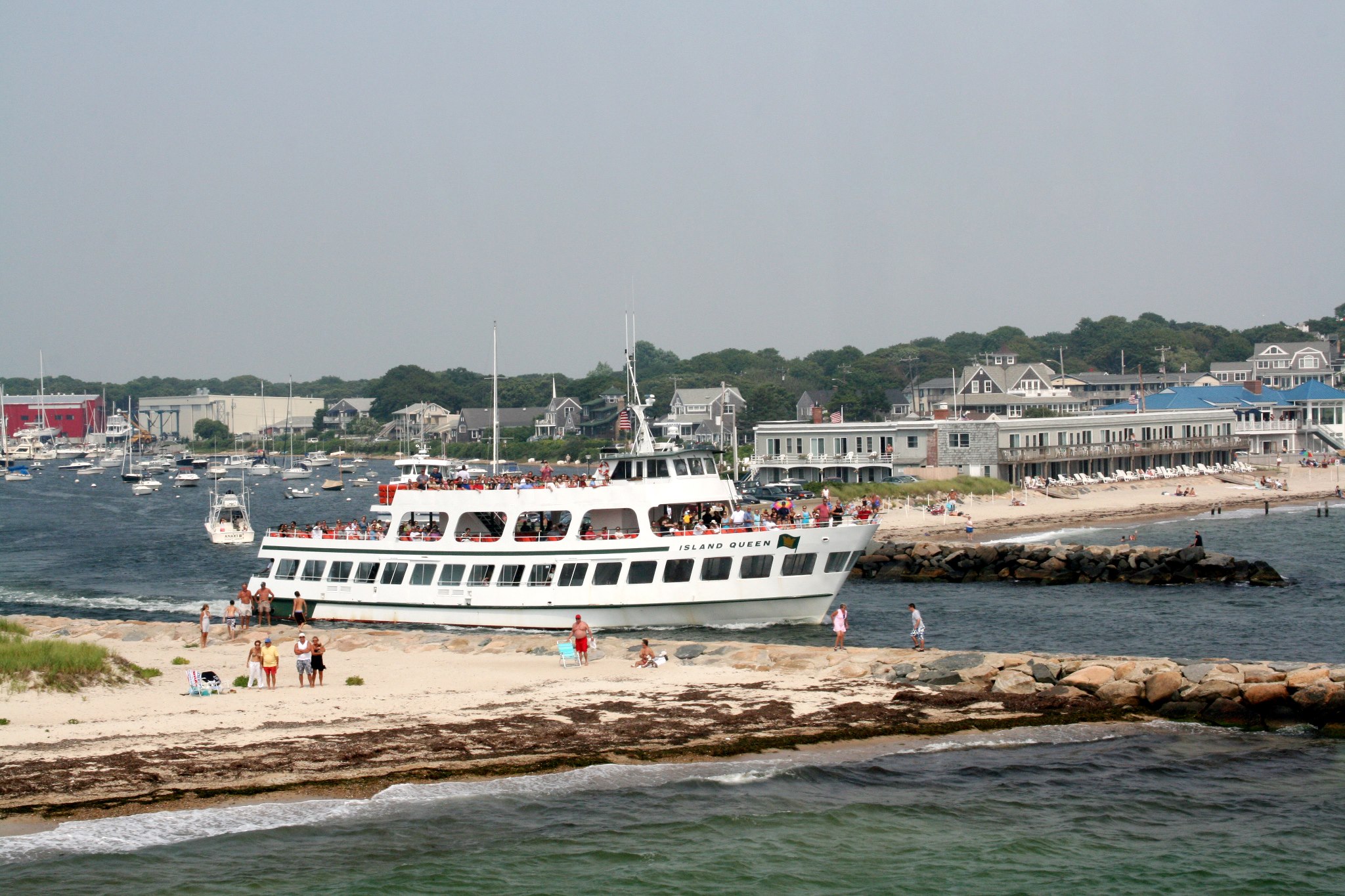 The most pleasurable passenger ferry experience that Cape Cod has to offer with regular sailings from Falmouth Harbor to Oak Bluffs, Martha's Vineyard.