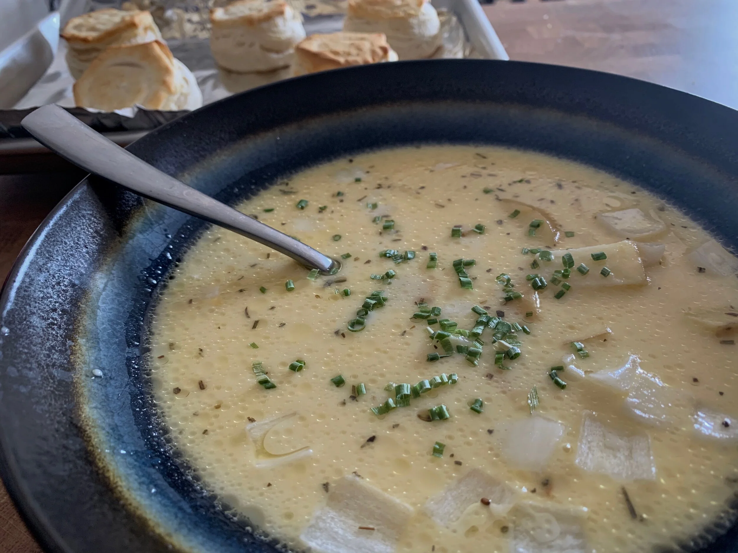 Slow Cooker Cheesy Potato Soup