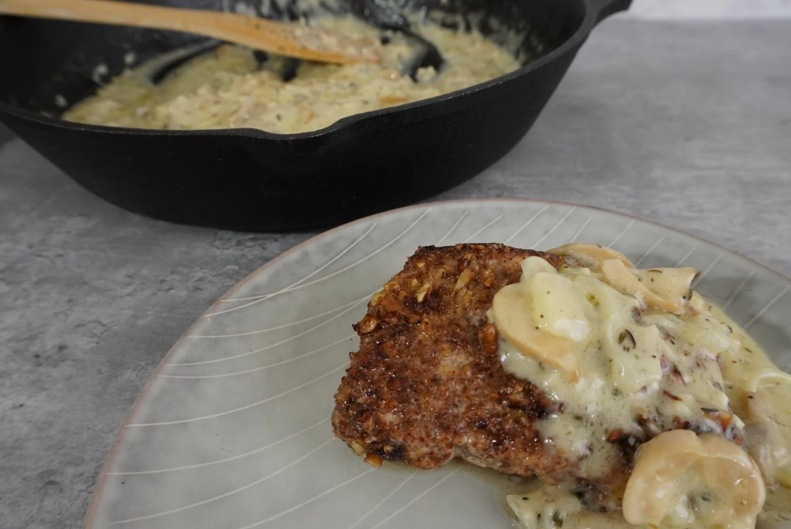 C’est La Cuisine: Pecan Crusted Pork Chop