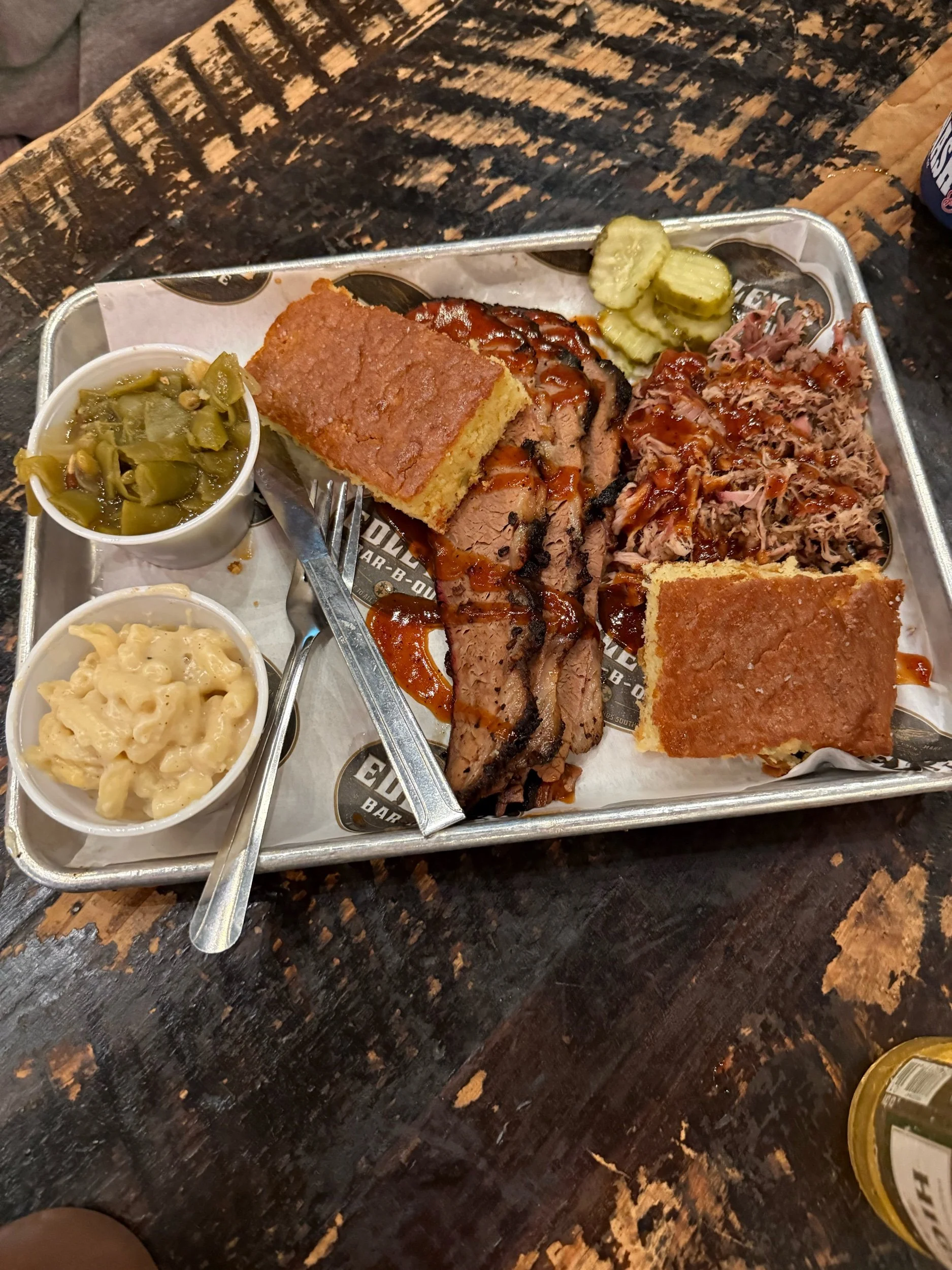 Restaurant Review: Edley's Bar-B-Que