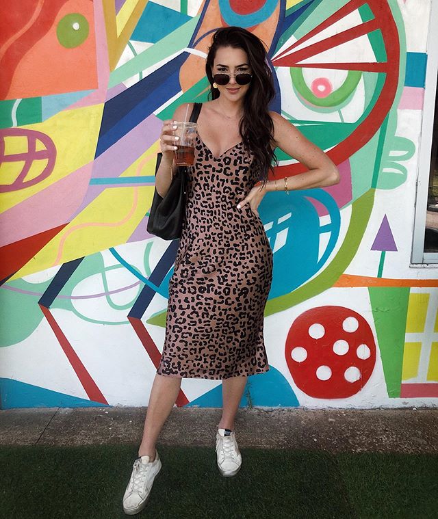 let&rsquo;s talk business 😼
.
@liketoknow.it http://liketk.it/2EwEX #liketkit