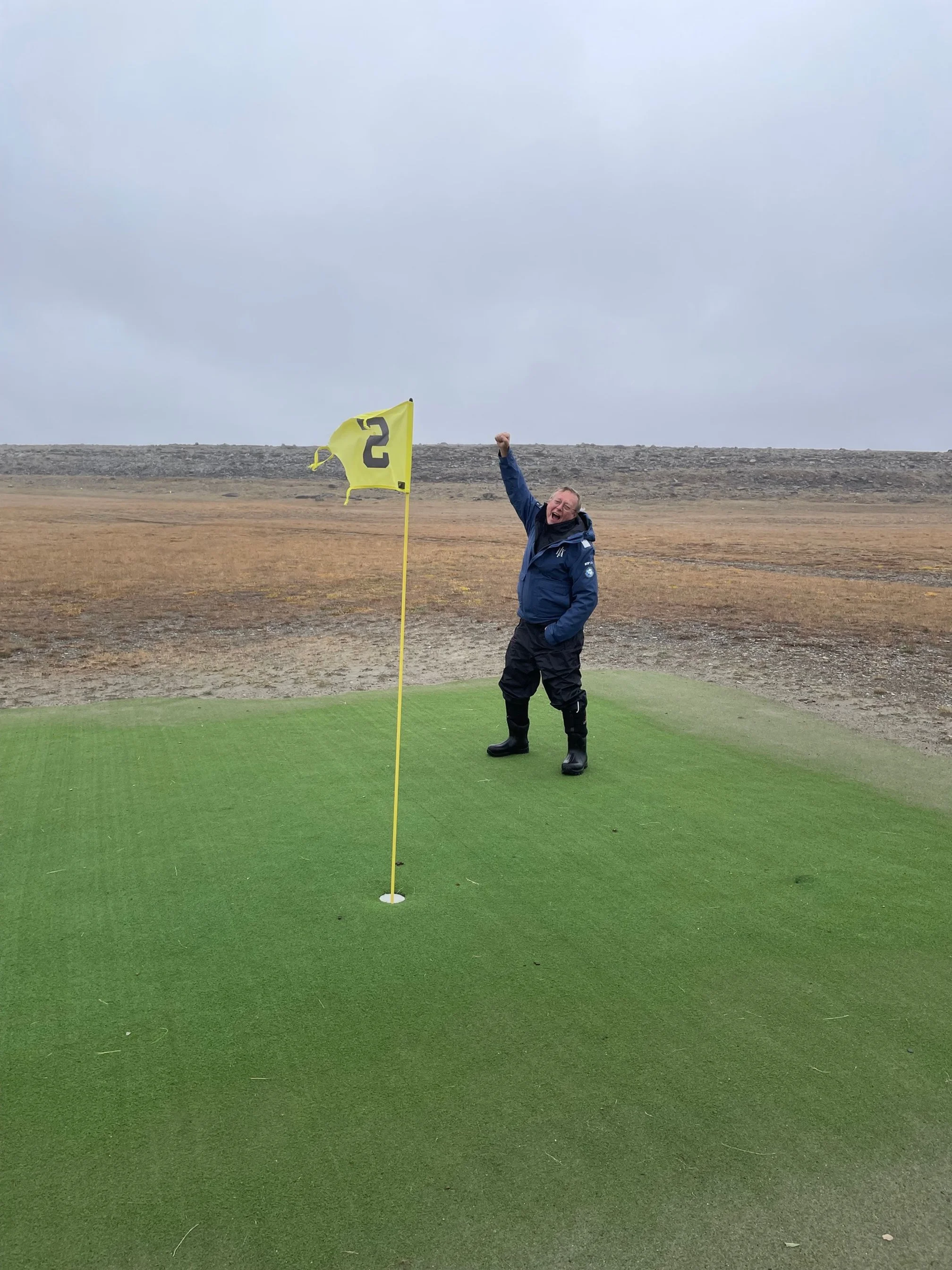 20_golf_5_fistpump.jpg