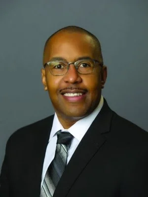 boydheadshot-320x400.jpg