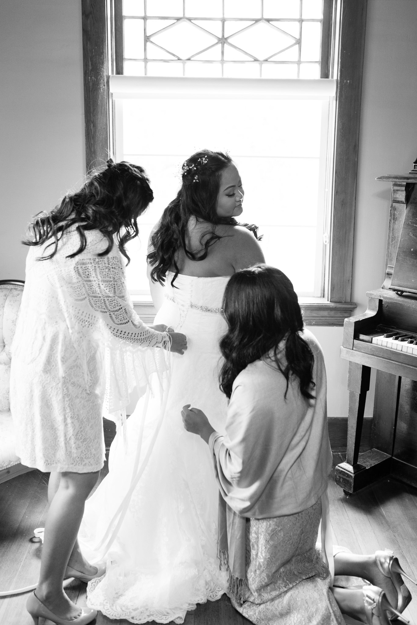 evergreen-village-wedding-winnipeg-14.jpg
