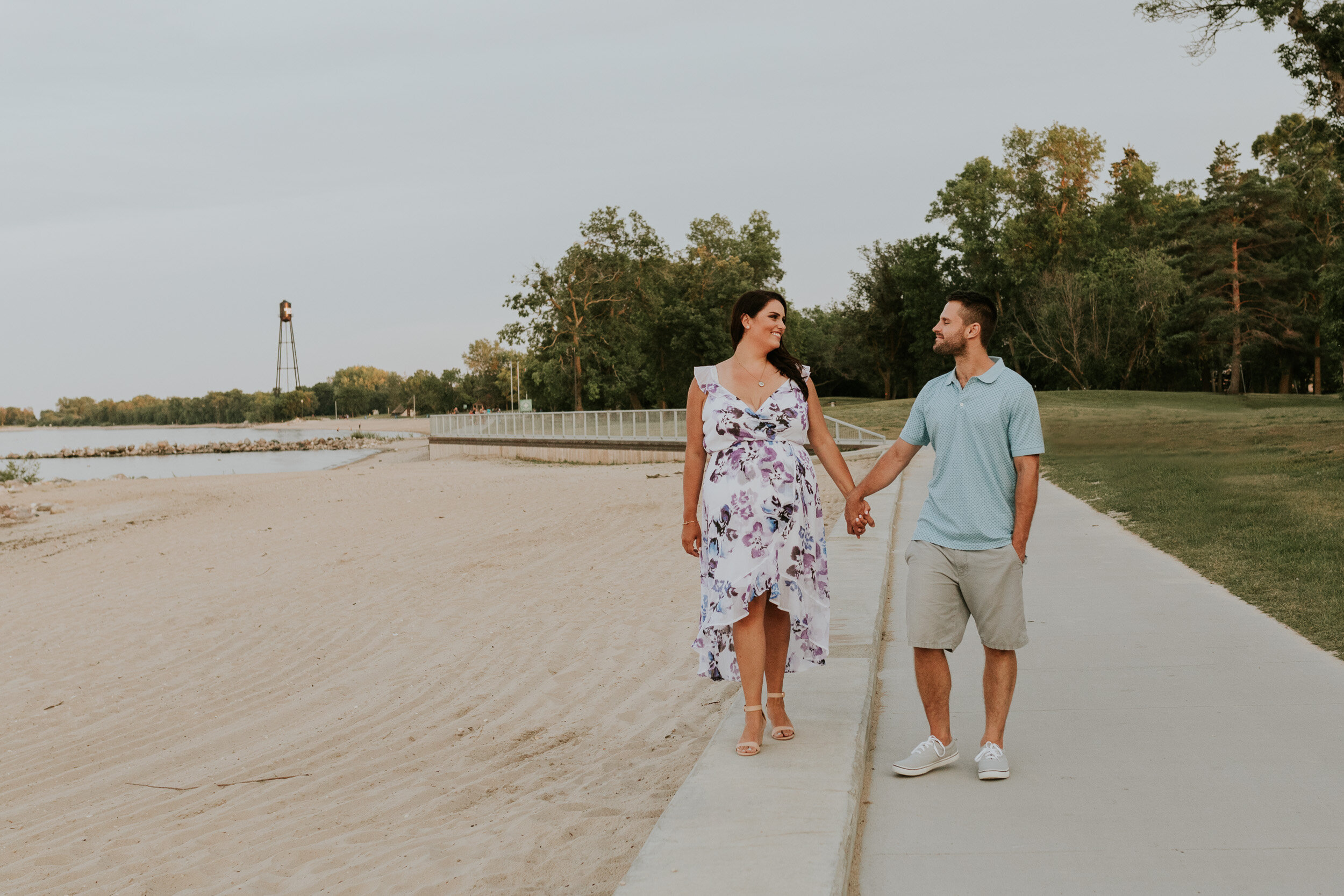 winnipeg-beach-engagement-32.jpg