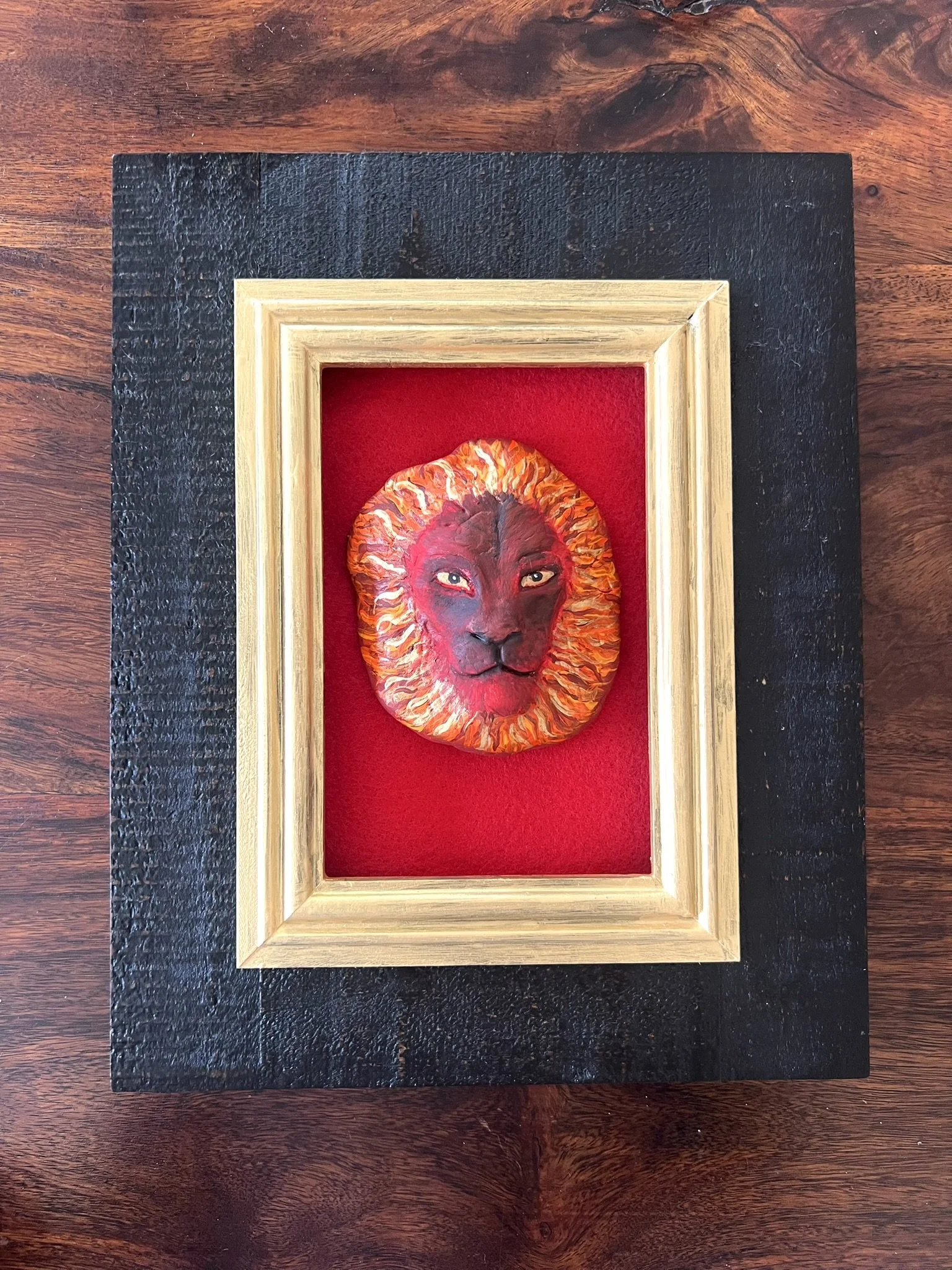 golden framed lion - Francois-Xavier noah.JPEG