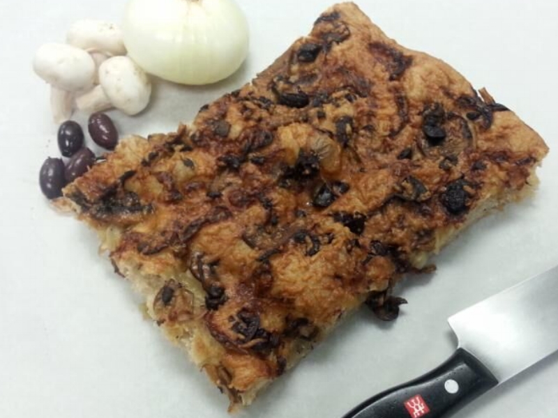 olive mushroom focaccia.jpeg