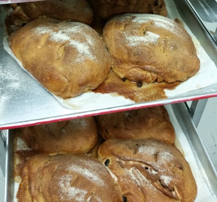 cinnamon raisin this one.jpeg