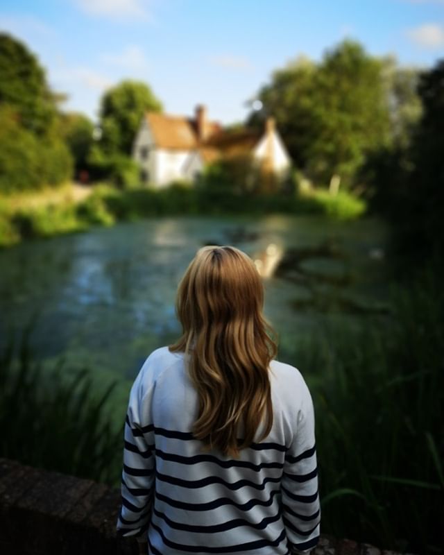 The StareWain

#agameoftones #visualsoflife #constablecountry #riverstour #mistley #escape #wild #matthewhopkins #witchfindergeneral #beauty #mystery #europeangirl #travellers #country #rural #instagood #dusk