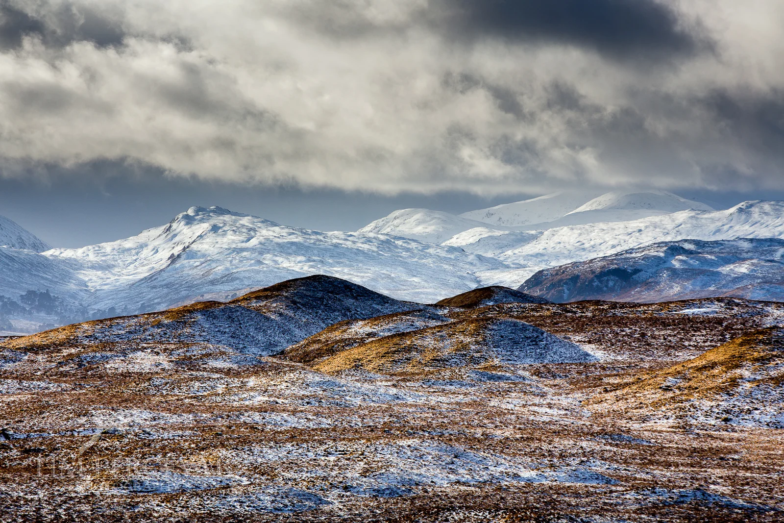 Stob Ghabhar Mountain Range