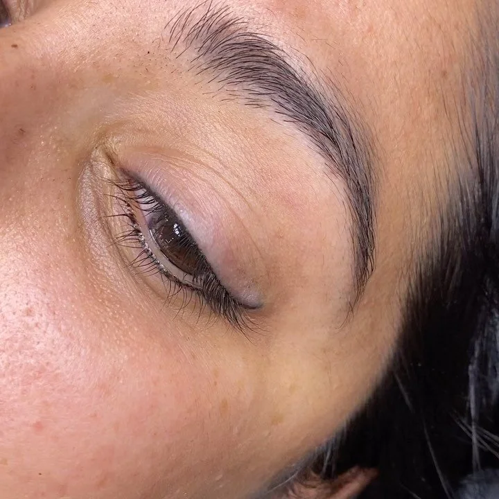 Winged top liner and subtle bottom liner for Angel 🕊➰😇

oakland #oaklandtattoo #oaklandpmu #linerandbrows #wingedliner #eyelinertattoo #oaklandpermanentmakeup #oaklandmicroblading #wakeupwithnomakeup #permanentmakeup #adornpermanentcosmetics #studi