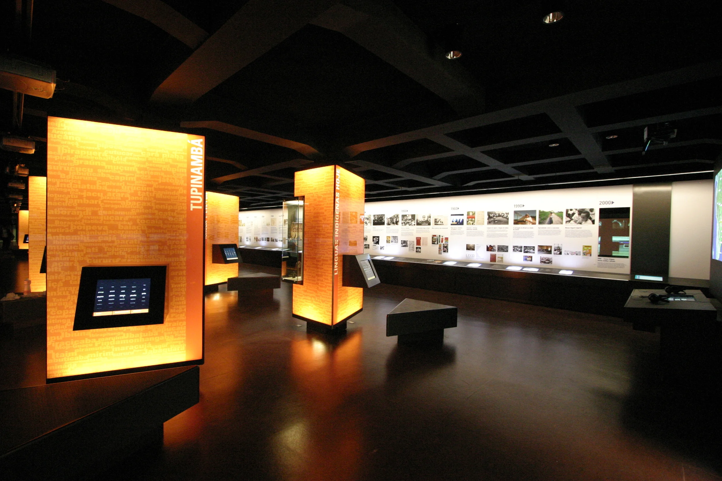  A chronological graphic timeline of Portuguese language highlights key moments, writers and books over history.&nbsp; 