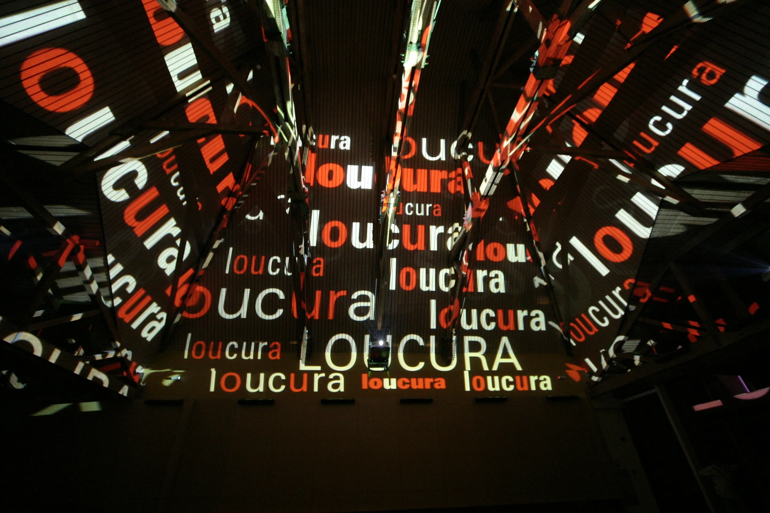  Animated words and images cover the entire space. 