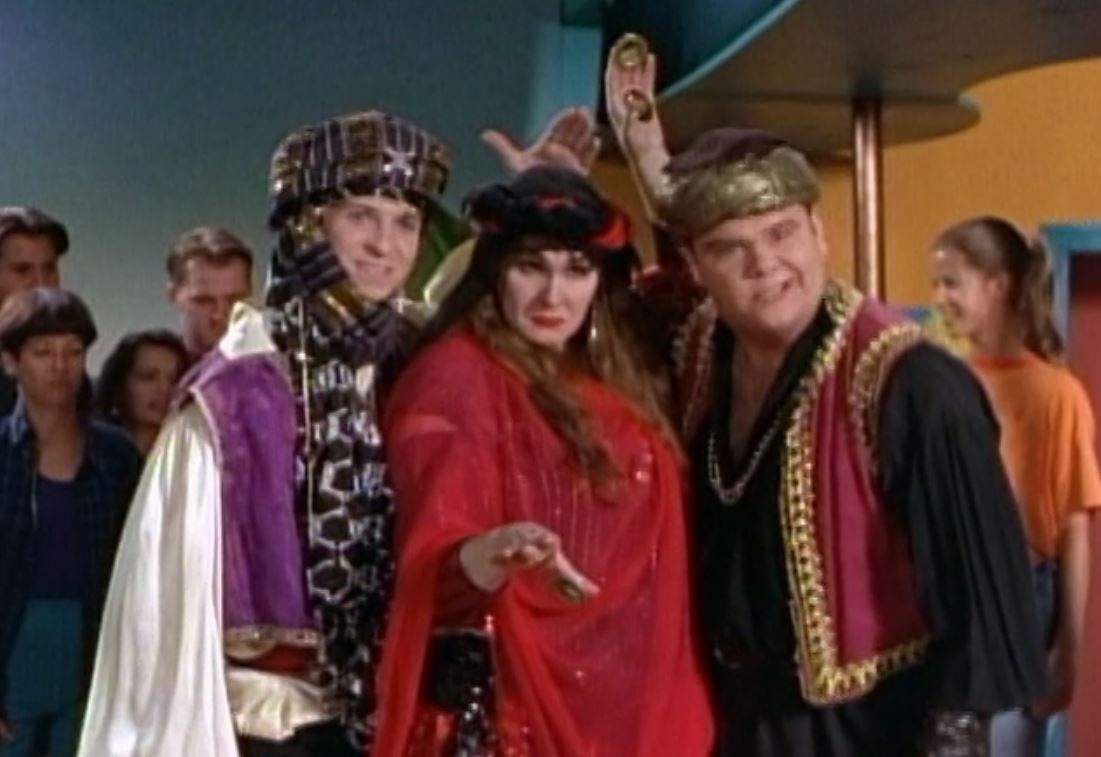 Episode Discussed: S02E35: Scavenger Hunt