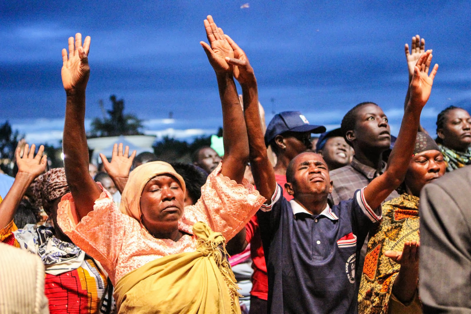 MISSION SOS Mission SOS is a global missions organization with a focus on reaching the next generation in Africa and Asia with evangelistic crusades in capital cities.