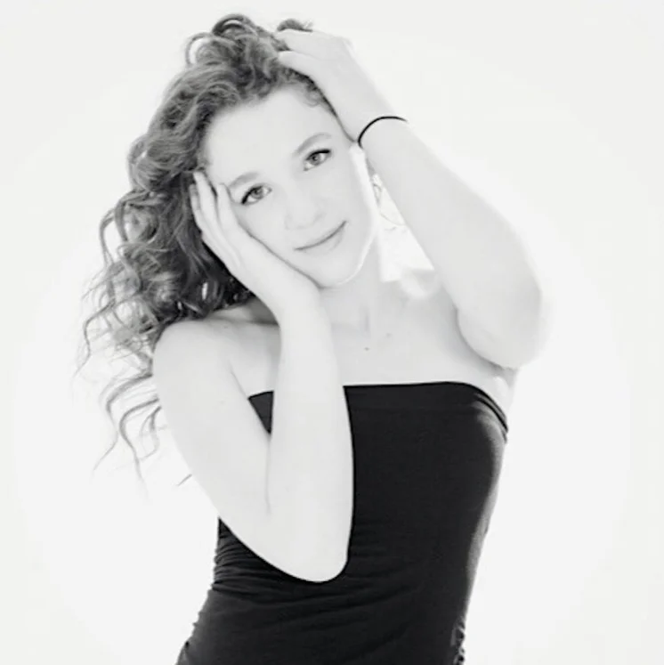 Name: Kaitlyn Soloway Pronouns: she/her/hers Year: Junior Major: Dance Years on EnCore: 2 Fun Fact: I danced for Ciara this year!