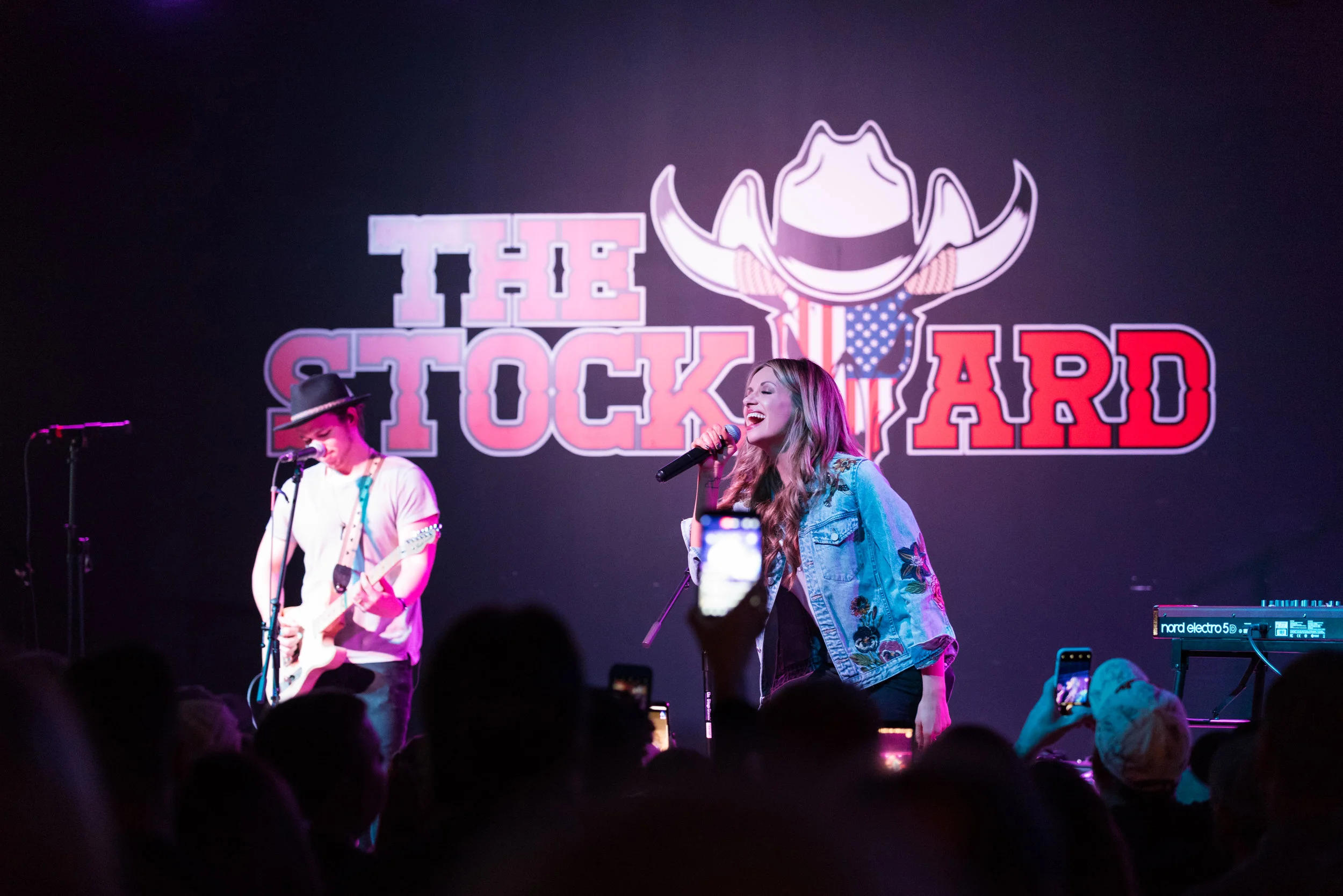 Carly Pearce-7.jpg
