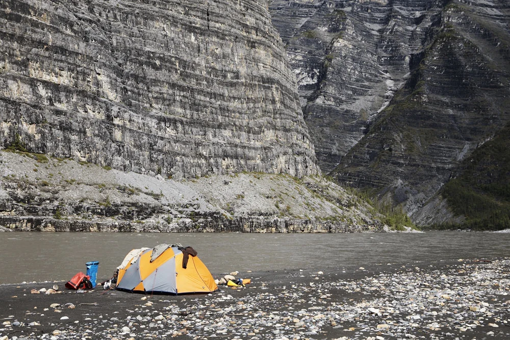 nahanni-two-week-canoe-gallery-11.jpg