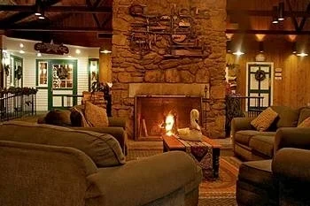Sturbridge Host Hotel