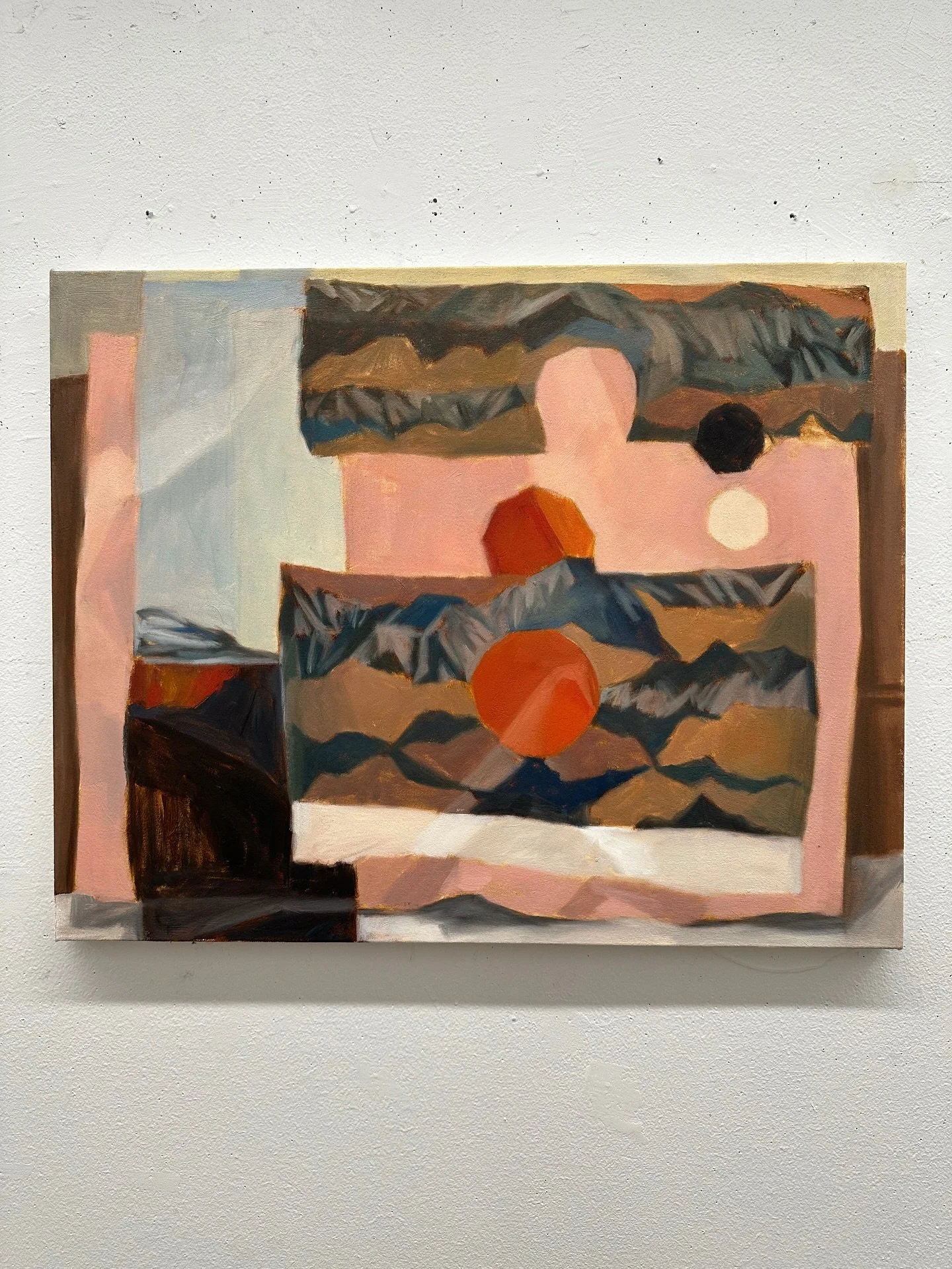 This is the finished collage painting from seven posts back ☺️ I&rsquo;m glad it finally made an appearance on my feed! 

#abstractpainting #collagepainting #abstractart