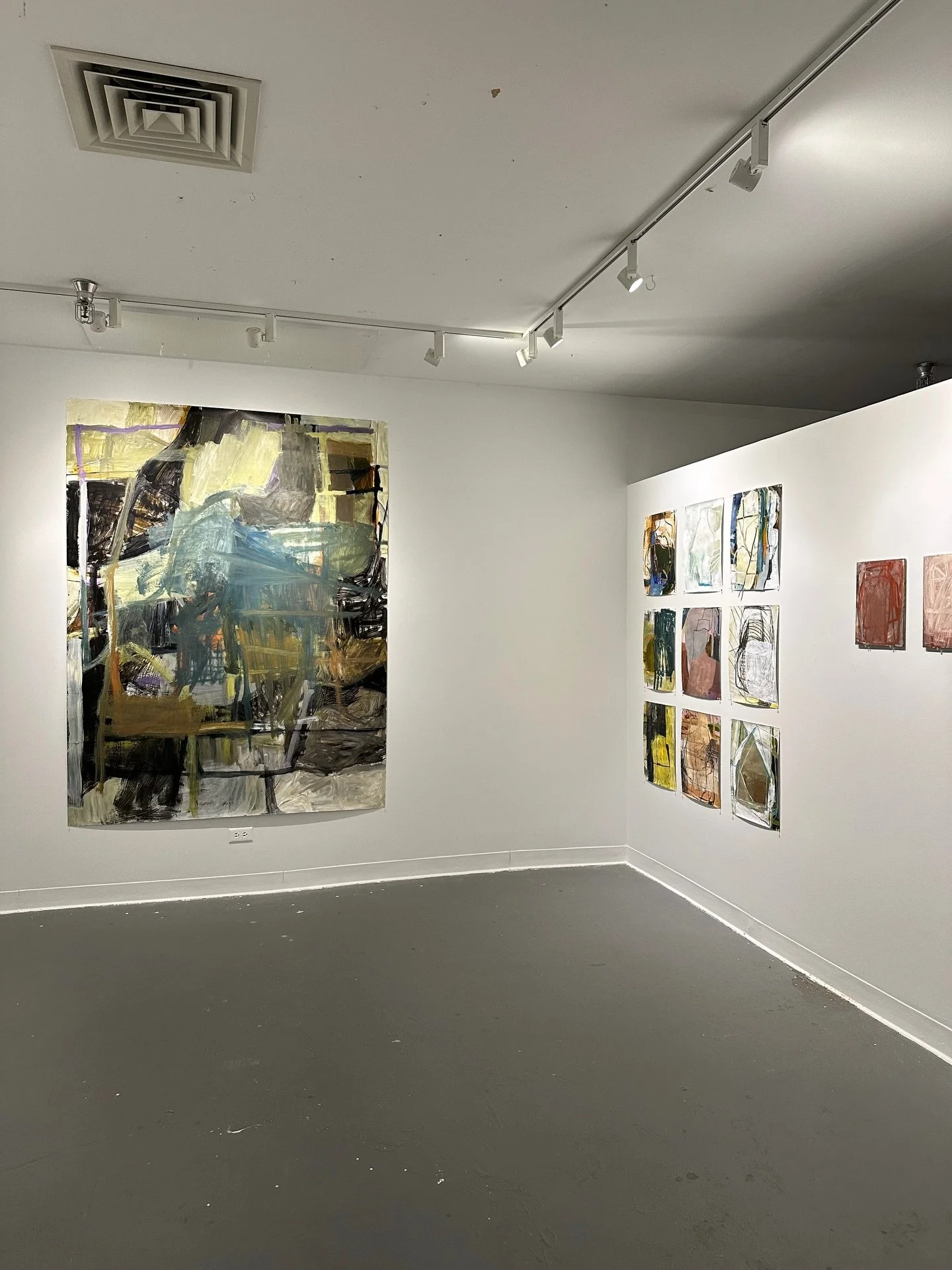 The back half to my work hanging on the 12th floor. The front half is even better ☺️ I will post that soon and thank you @gabrielnoblossom for curating my work so nicely.

#abstractpainting #chicagoart #saic #saicptdw #artgallery