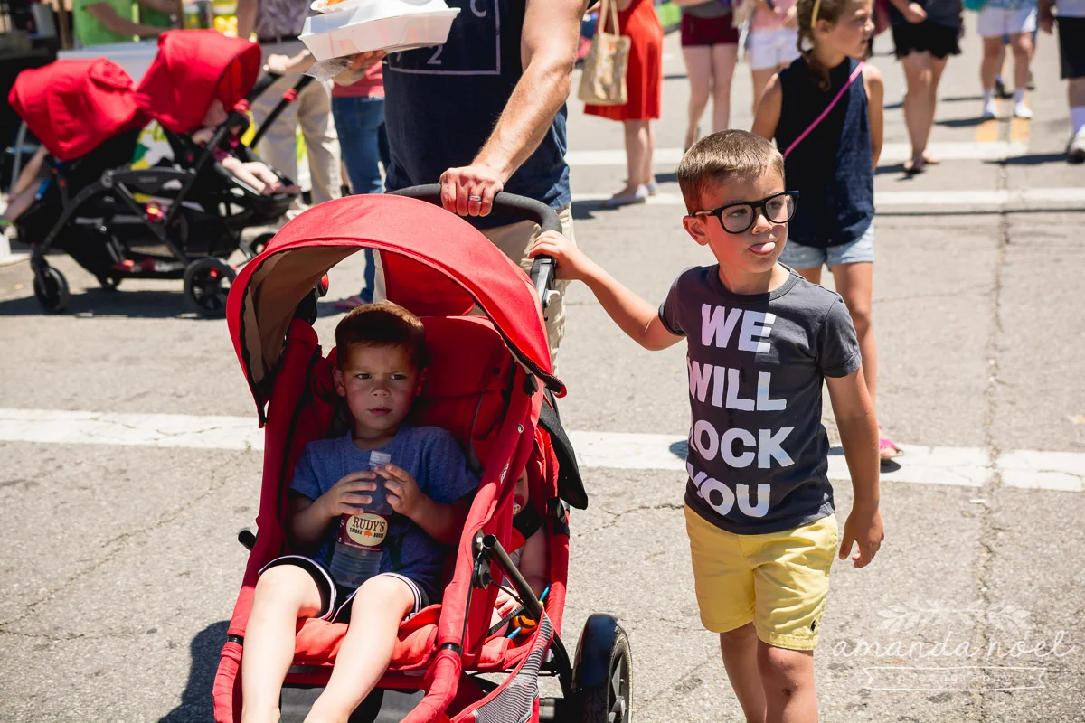 Ohio Documentary Family Photographer | Amanda Noel Photography | day in the life of family of six 3 brothers 1 sister