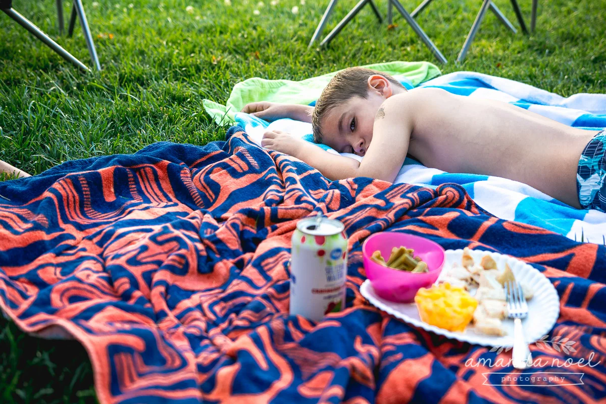 Ohio Documentary Family Photographer | Amanda Noel Photography | day in the life of family of six 3 brothers 1 sister