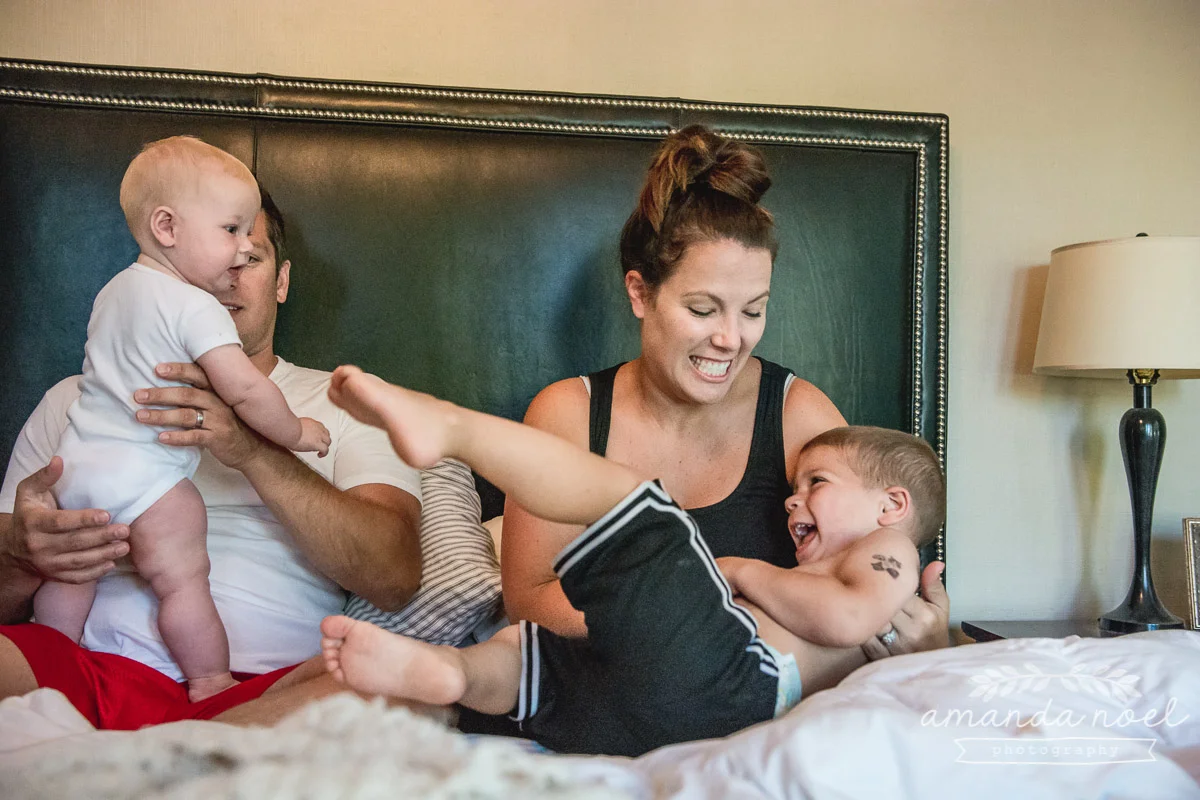 Ohio Documentary Family Photographer | Amanda Noel Photography | day in the life of family of six 3 brothers 1 sister