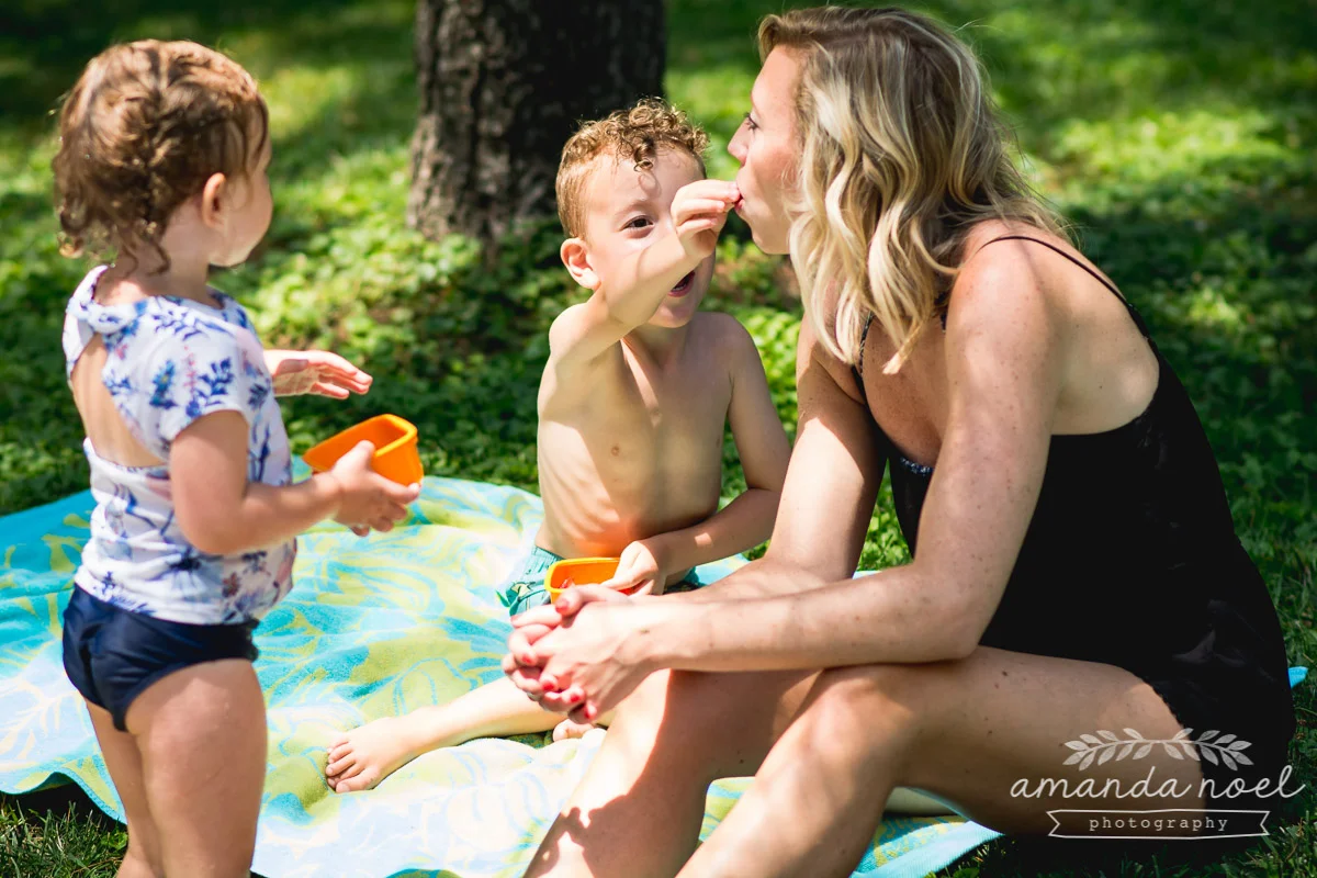 Ohio Documentary Family Photographer | Amanda Noel Photography | day in the life | in home session with toddler brother and sister