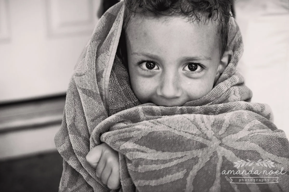 Ohio Documentary Family Photographer | Amanda Noel Photography | day in the life | in home session with toddler brother and sister
