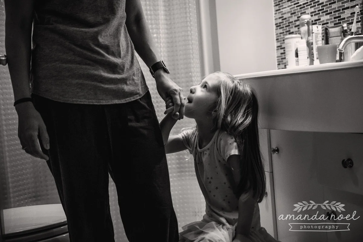 Ohio Documentary Family Photographer | Amanda Noel Photography | day in the life | in home family session| brother and sister